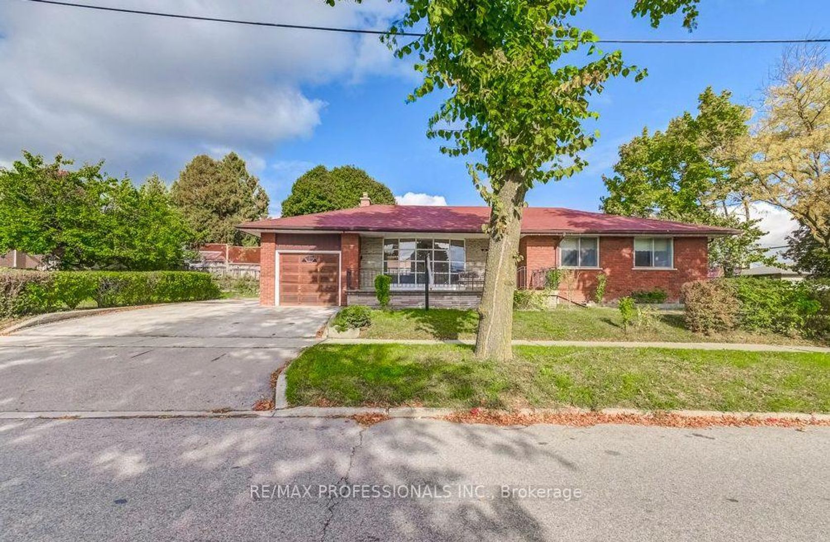 Photo 1 at 30 Renault Crescent, Humber Heights, Toronto Photo 1 at 30 Renault Crescent, Humber Heights, Toronto