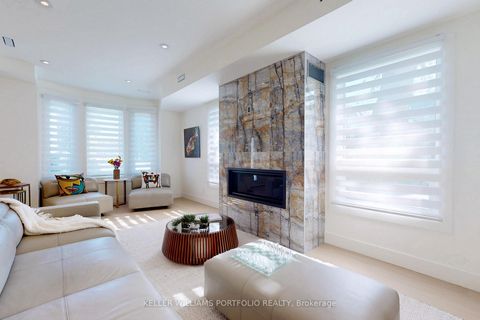 Photo 2 at 22 Pitt Avenue, Birchmount, Toronto