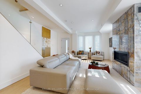 Photo 4 at 22 Pitt Avenue, Birchmount, Toronto