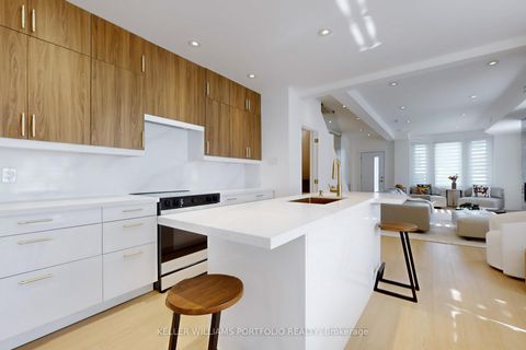 Photo 8 at 22 Pitt Avenue, Birchmount, Toronto