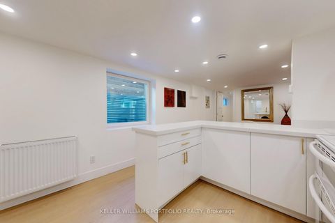 Photo 33 at 22 Pitt Avenue, Birchmount, Toronto