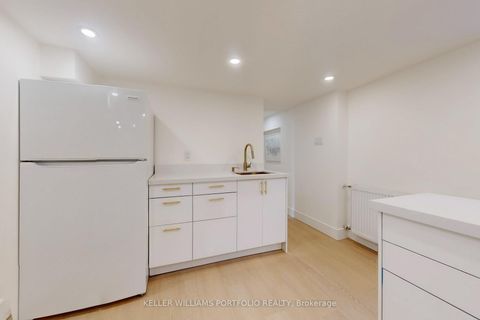 Photo 34 at 22 Pitt Avenue, Birchmount, Toronto