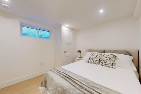 Photo 36 at 22 Pitt Avenue, Birchmount, Toronto
