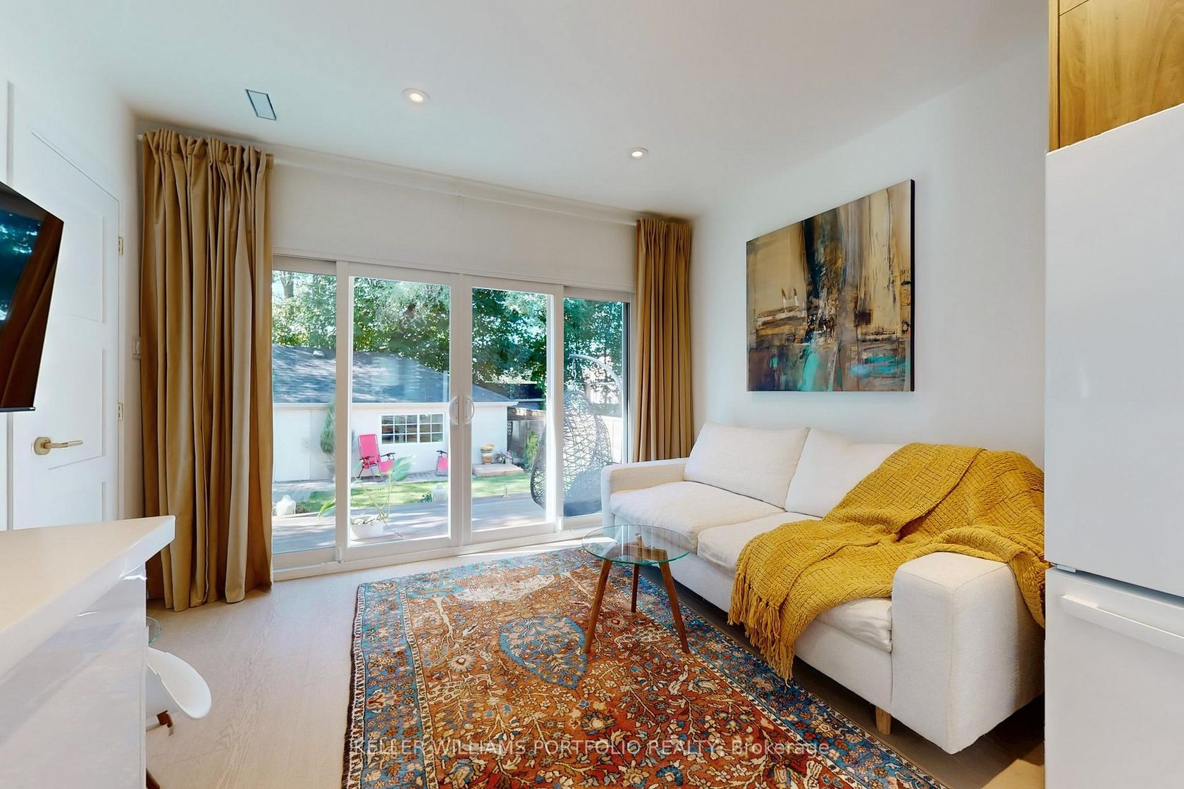 Photo 12 at 22 Pitt Avenue, Birchmount, Toronto Photo 12 at 22 Pitt Avenue, Birchmount, Toronto