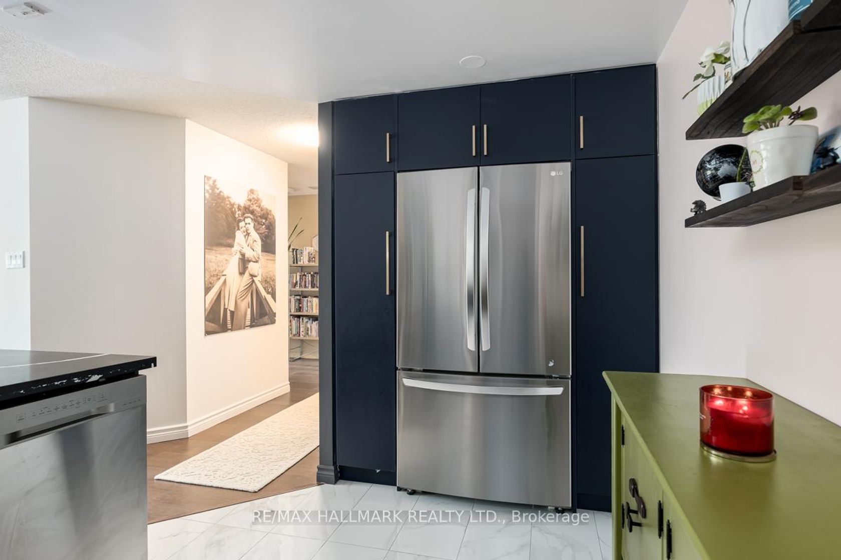 Photo 1 at 207 - 1101 Steeles Avenue W, Branson, Toronto Photo 1 at 207 - 1101 Steeles Avenue W, Branson, Toronto