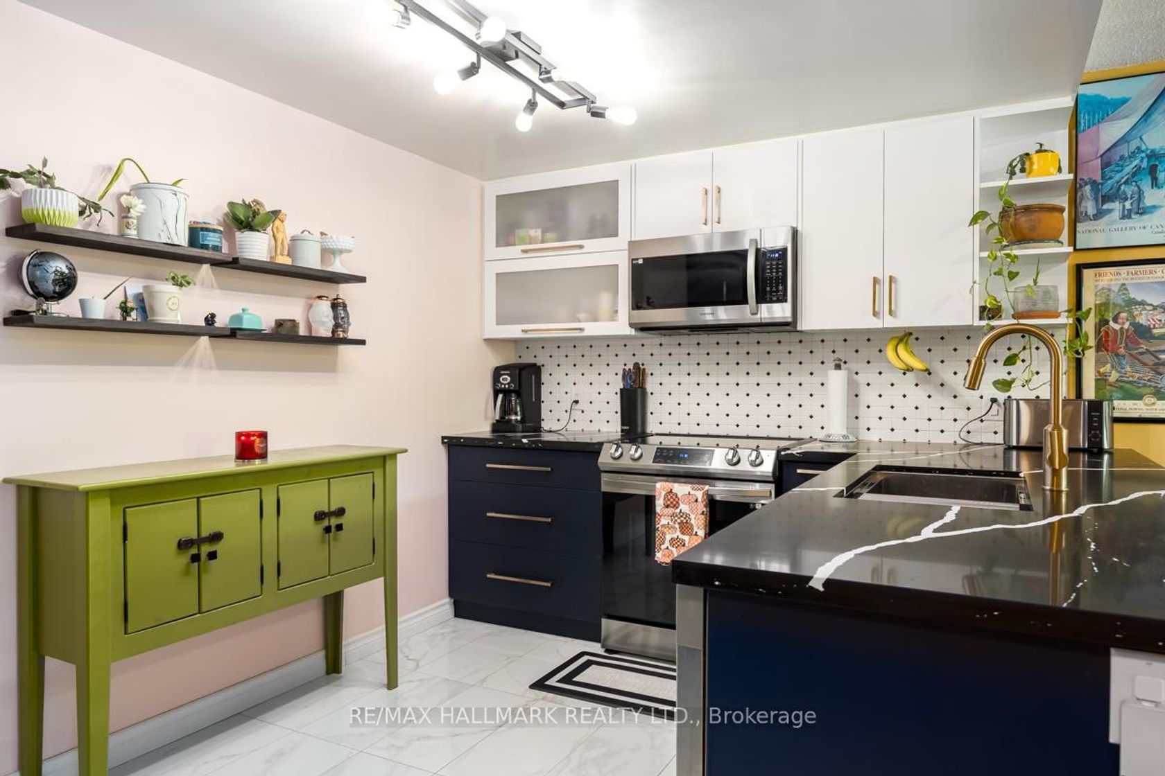 Photo 2 at 207 - 1101 Steeles Avenue W, Branson, Toronto Photo 2 at 207 - 1101 Steeles Avenue W, Branson, Toronto