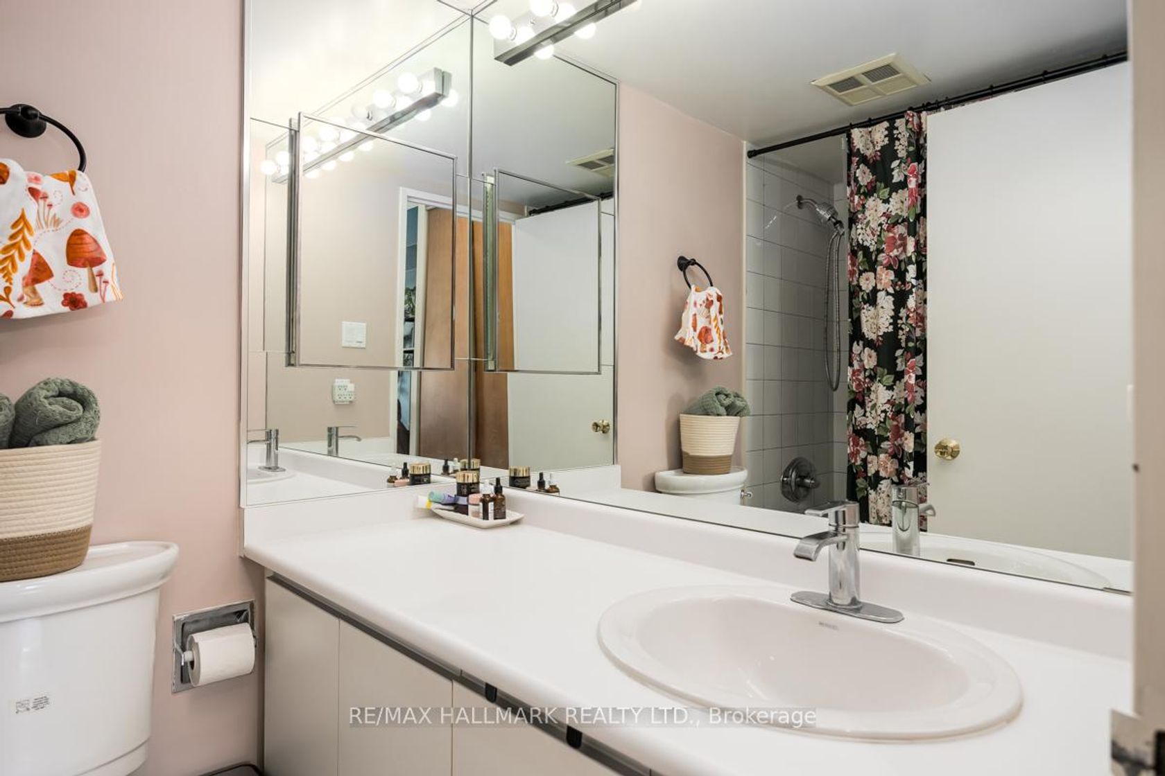 Photo 16 at 207 - 1101 Steeles Avenue W, Branson, Toronto Photo 16 at 207 - 1101 Steeles Avenue W, Branson, Toronto