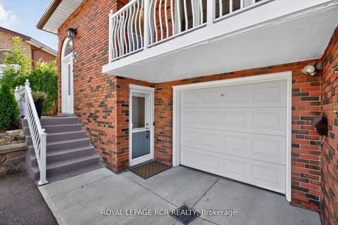 Photo 1 at 19 Navaho Drive, Pleasant View, Toronto