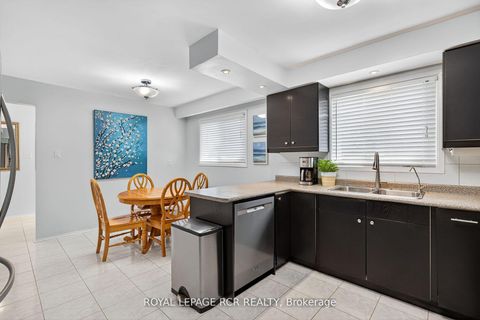 Photo 9 at 19 Navaho Drive, Pleasant View, Toronto
