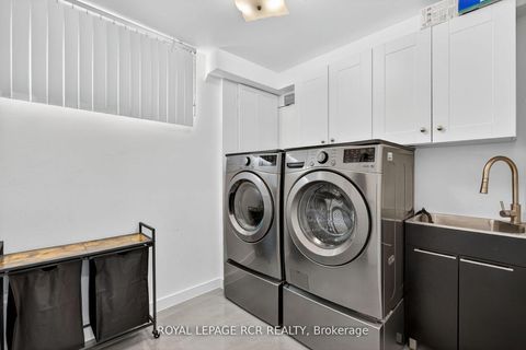 Photo 23 at 19 Navaho Drive, Pleasant View, Toronto