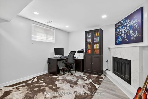 Photo 31 at 19 Navaho Drive, Pleasant View, Toronto