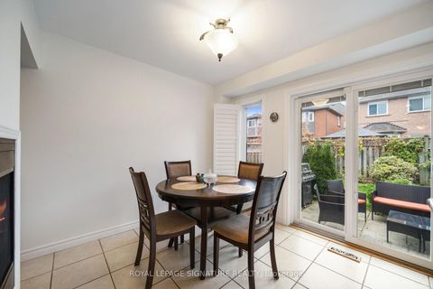 Photo 9 at 584 Willowick Drive, Wyndham, Newmarket