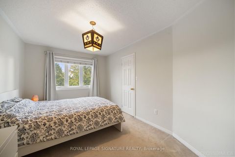 Photo 15 at 584 Willowick Drive, Wyndham, Newmarket