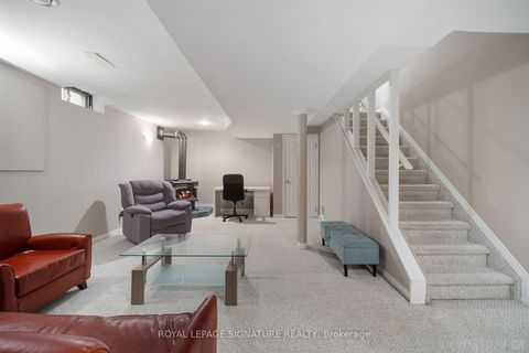 Photo 21 at 584 Willowick Drive, Wyndham, Newmarket