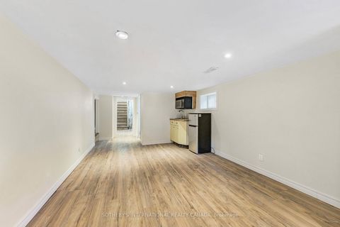 Photo 3 at 70 Dunraven Drive, Eglinton West, Toronto