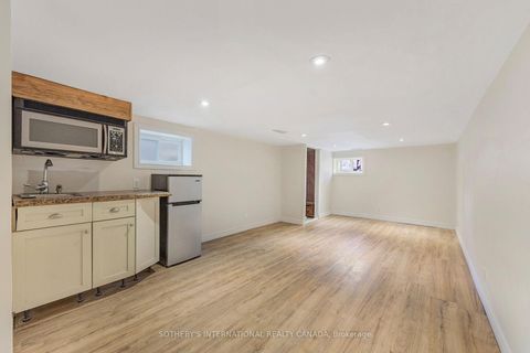Photo 4 at 70 Dunraven Drive, Eglinton West, Toronto