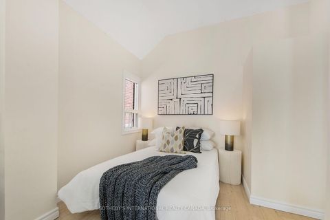 Photo 5 at 70 Dunraven Drive, Eglinton West, Toronto Photo 5 at 70 Dunraven Drive, Eglinton West, Toronto