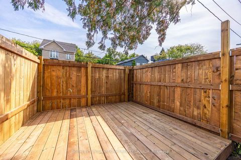 Photo 10 at 70 Dunraven Drive, Eglinton West, Toronto