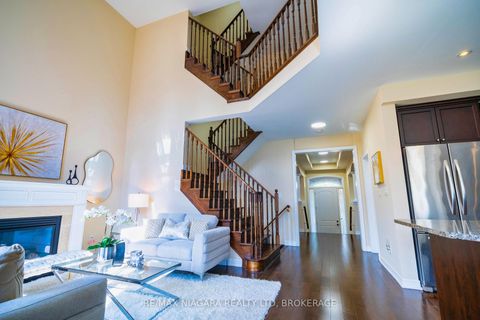 Photo 21 at 40 Dungannon Drive, Angus Glen, Markham