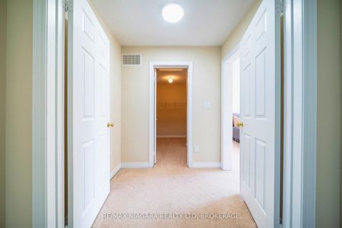 Photo 37 at 40 Dungannon Drive, Angus Glen, Markham