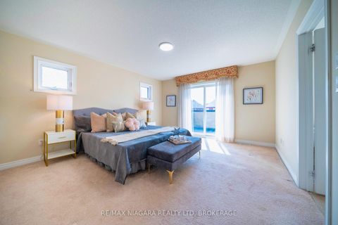 Photo 38 at 40 Dungannon Drive, Angus Glen, Markham