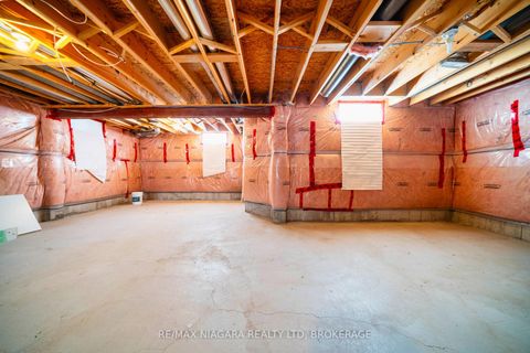 Photo 45 at 40 Dungannon Drive, Angus Glen, Markham