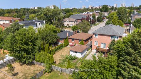 Photo 24 at 35 Farrell Avenue, Willowdale West, Toronto