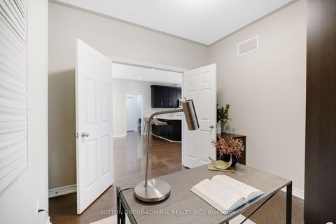 Photo 10 at 26 Summit Ridge Drive, Schomberg, King