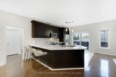 Photo 11 at 26 Summit Ridge Drive, Schomberg, King