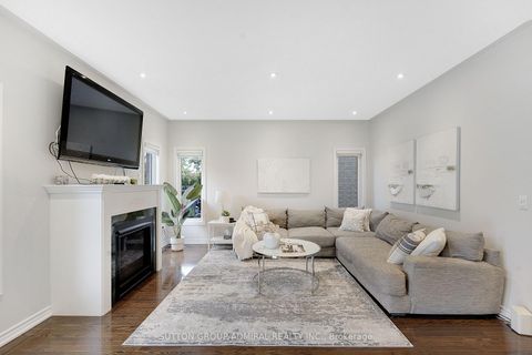 Photo 15 at 26 Summit Ridge Drive, Schomberg, King