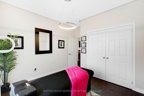 Photo 24 at 26 Summit Ridge Drive, Schomberg, King