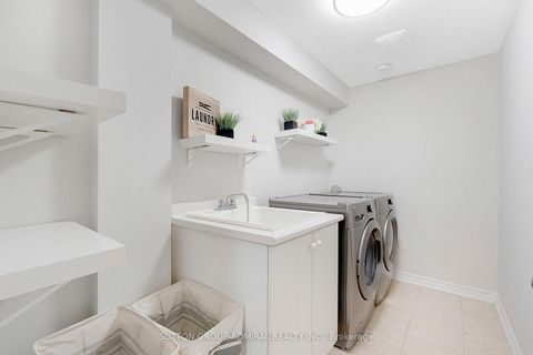 Photo 34 at 26 Summit Ridge Drive, Schomberg, King