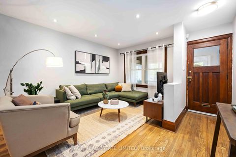 Photo 6 at 552 Victoria Park Avenue, Danforth, Toronto