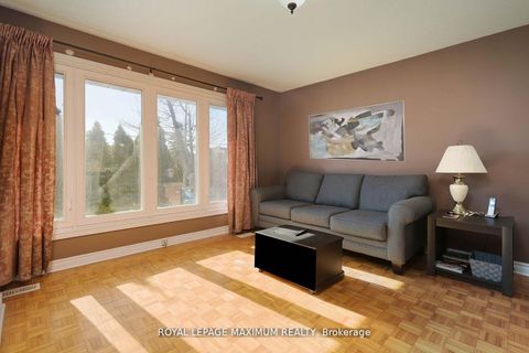 Photo 5 at 149 Leighland Avenue, CP College Park, Oakville