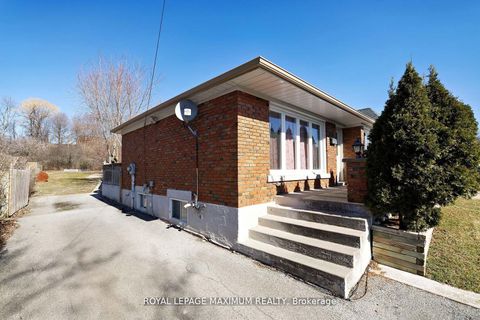 Photo 21 at 149 Leighland Avenue, CP College Park, Oakville