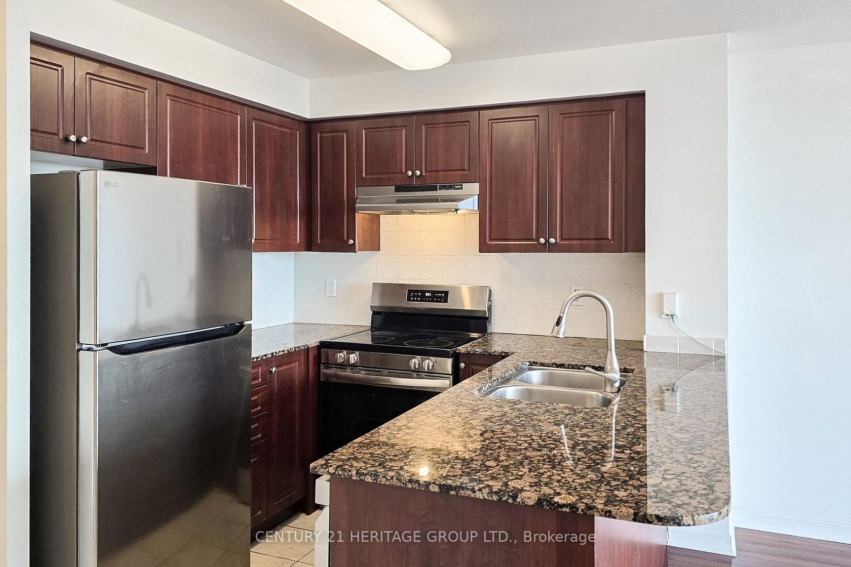 Photo 16 at 2008 - 509 Beecroft Road, Willowdale West, Toronto Photo 16 at 2008 - 509 Beecroft Road, Willowdale West, Toronto