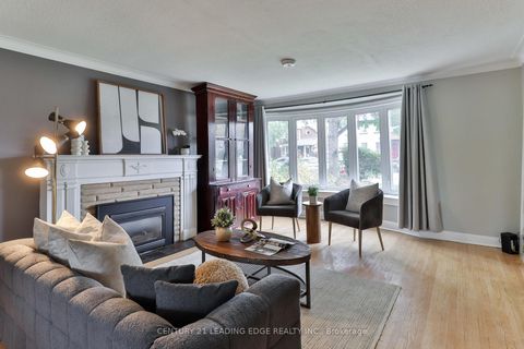 Photo 5 at 8 Landour Avenue, Eglinton West, Toronto Photo 5 at 8 Landour Avenue, Eglinton West, Toronto