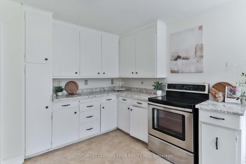 Photo 9 at 8 Landour Avenue, Eglinton West, Toronto