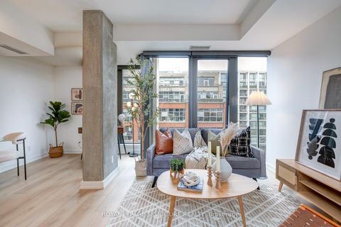 Photo 3 at 704 - 32 Camden Street, Waterfront Communities C1, Toronto