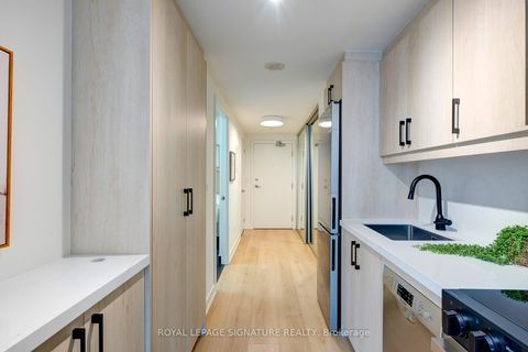 Photo 13 at 704 - 32 Camden Street, Waterfront Communities C1, Toronto