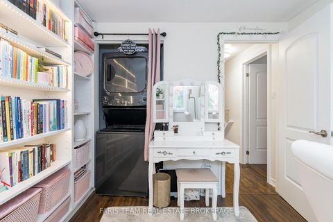 Photo 19 at 32 Burbank Place, Wellington, Barrie