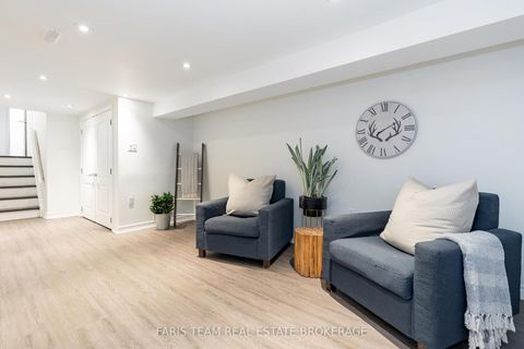 Photo 28 at 32 Burbank Place, Wellington, Barrie