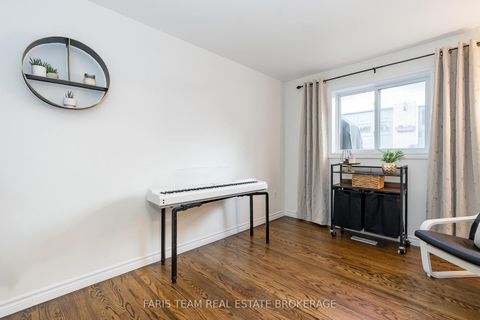 Photo 30 at 32 Burbank Place, Wellington, Barrie