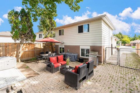 Photo 38 at 32 Burbank Place, Wellington, Barrie