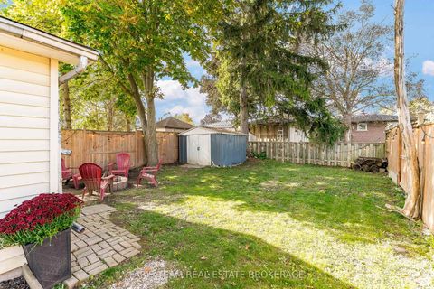 Photo 42 at 32 Burbank Place, Wellington, Barrie