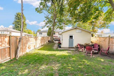 Photo 44 at 32 Burbank Place, Wellington, Barrie