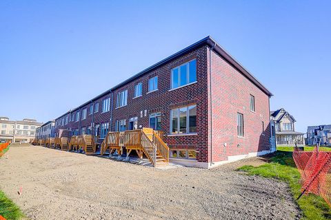 Photo 46 at 4 Freeman Williams Street, Angus Glen, Markham