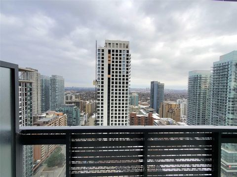 Photo 13 at 2502 - 39 Roehampton Avenue, Mount Pleasant West, Toronto