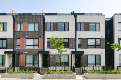 Photo 2 at TH 22 - 40 Ed Clark Gardens, Pellam Park, Toronto