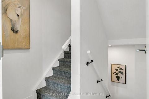 Photo 7 at TH 22 - 40 Ed Clark Gardens, Pellam Park, Toronto